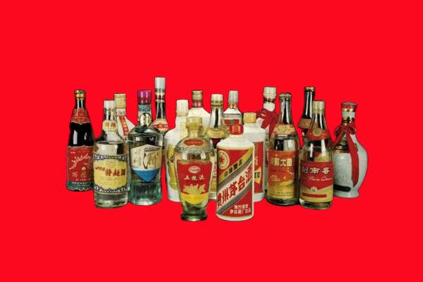 红河州个旧市回收十八老酒.jpg